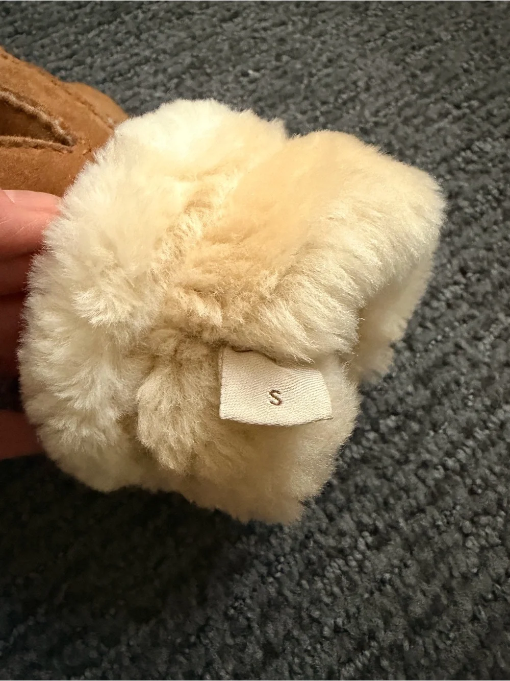 UGG Tan Shearling Leather Glove - LEFT HAND ONLY
